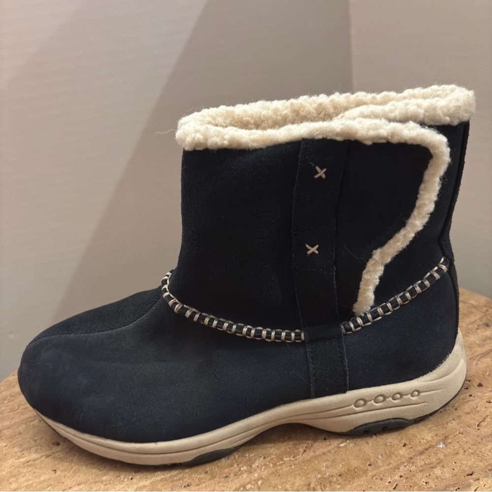 Easy spirit Tauruss black suede leather faux fur lined Boot Sz 7.5 EUC